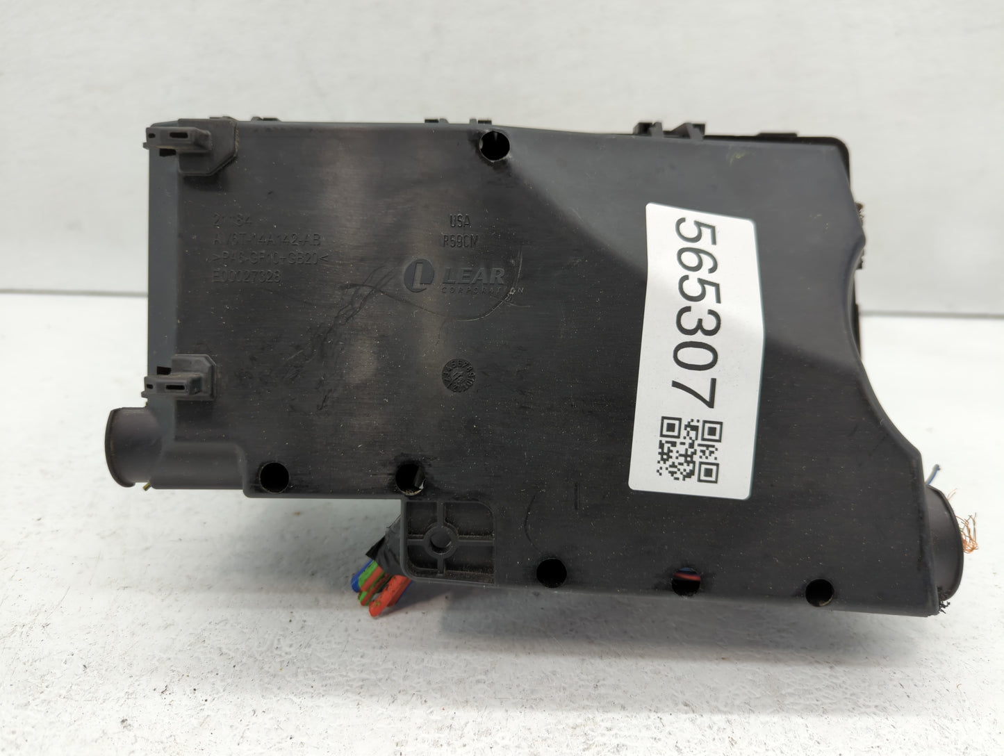 2017 Ford Escape Fusebox Fuse Box Panel Relay Module P/N:AV6T-14A142-AB AV6T-14A067-AD, AV6T-14A057-AD Fits OEM Used Auto Pa