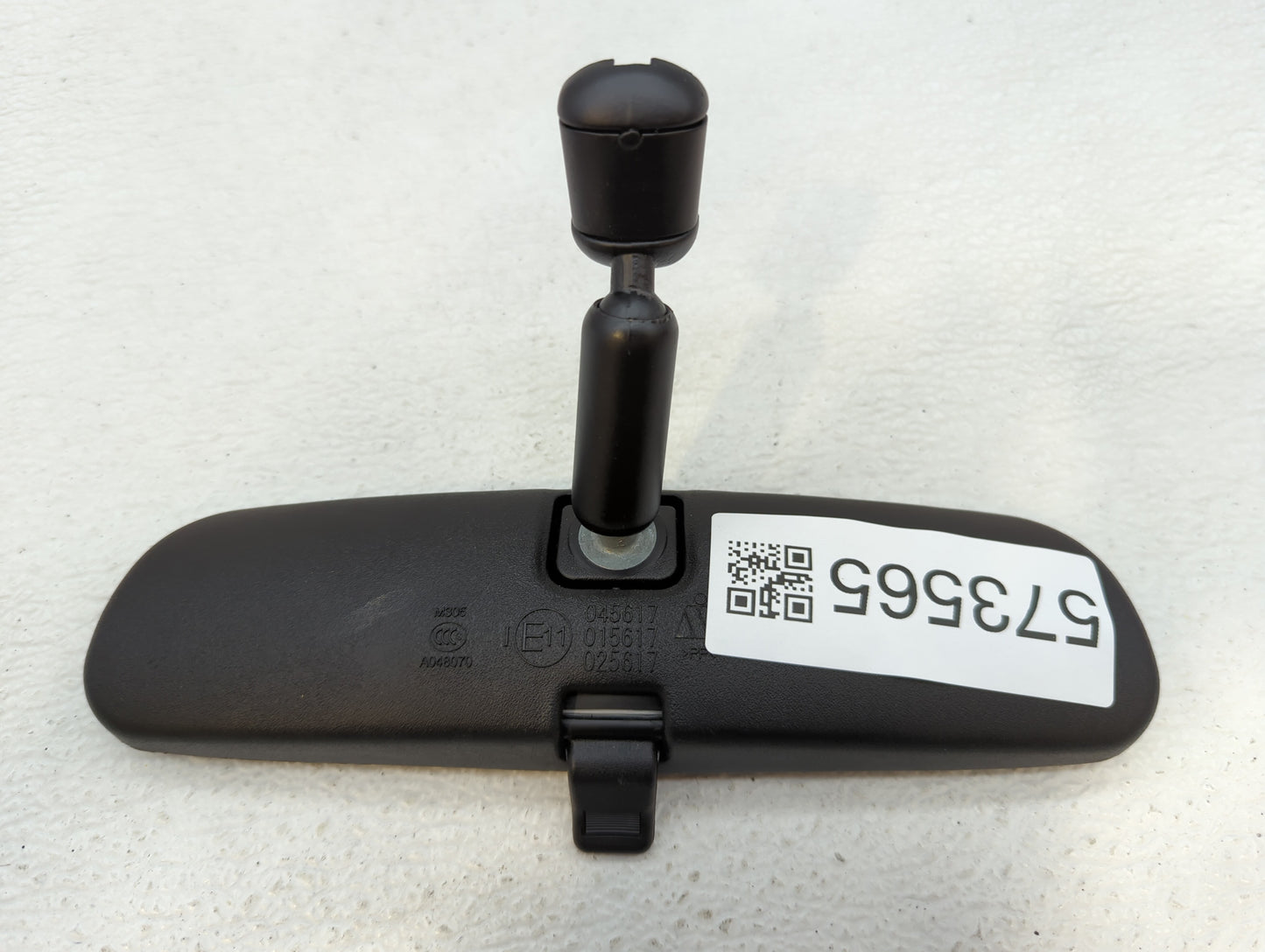 2017-2019 Ford Escape Interior Rear View Mirror Replacement OEM P/N:E11045617 Fits Fits 2015 2016 2017 2018 2019 OEM Used Au