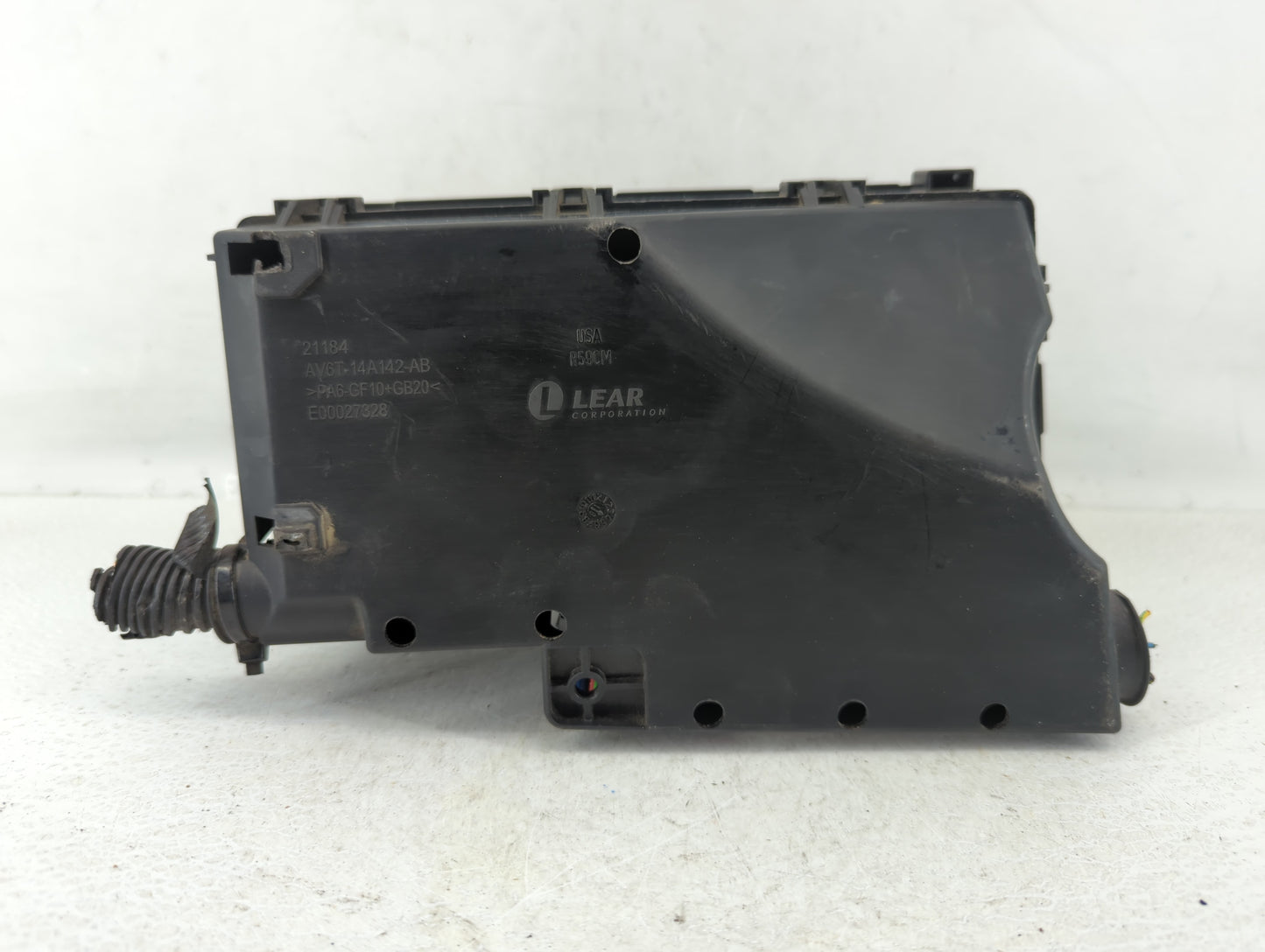 2017 Ford Escape Fusebox Fuse Box Panel Relay Module P/N:AV6T-14A067-AD Fits OEM Used Auto Parts - Oemusedautoparts1.com