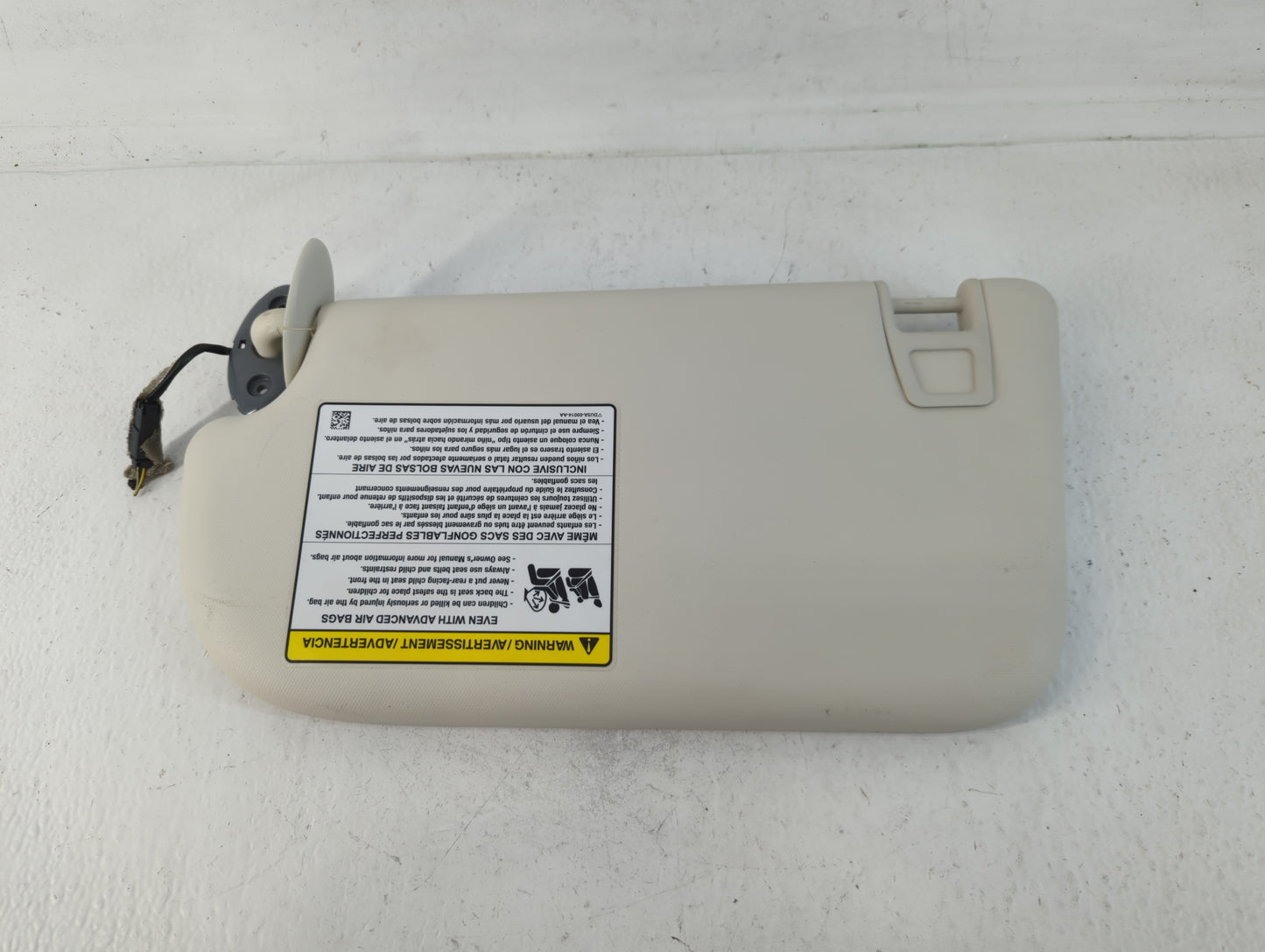 2013-2019 Ford Escape Sun Visor Shade Replacement Passenger Right Mirror Fits Fits 2013 2014 2015 2016 2017 2018 2019 OEM Us