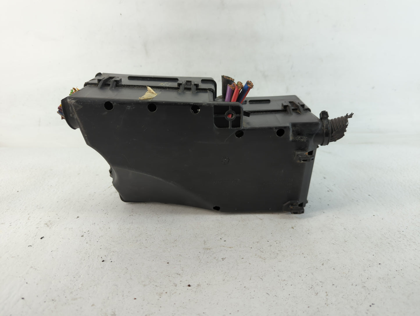2017 Ford Escape Fusebox Fuse Box Panel Relay Module P/N:AV6T-14A067-AD E02345500 Fits OEM Used Auto Parts - Oemusedautopart