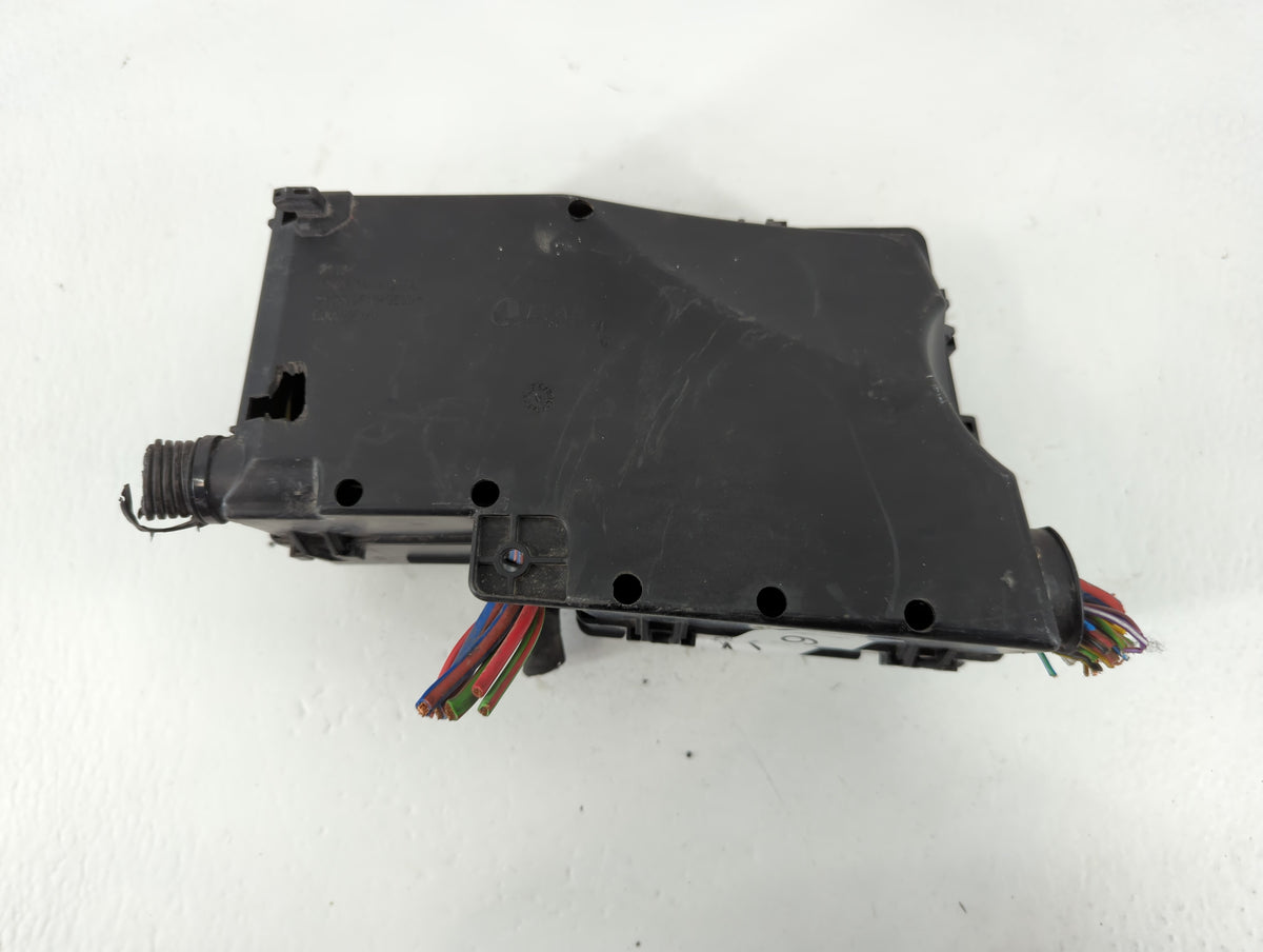 2017 Ford Escape Fusebox Fuse Box Panel Relay Module P/N:AV6T-14A142-AB E00027328 Fits OEM Used Auto Parts - Oemusedautopart