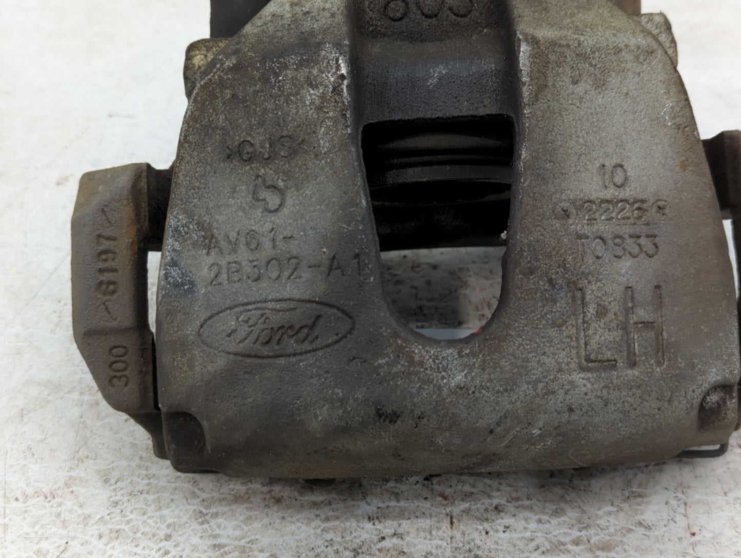 2013-2019 Ford Escape Front Driver Left Brake Caliper 775546 - Oemusedautoparts1.com