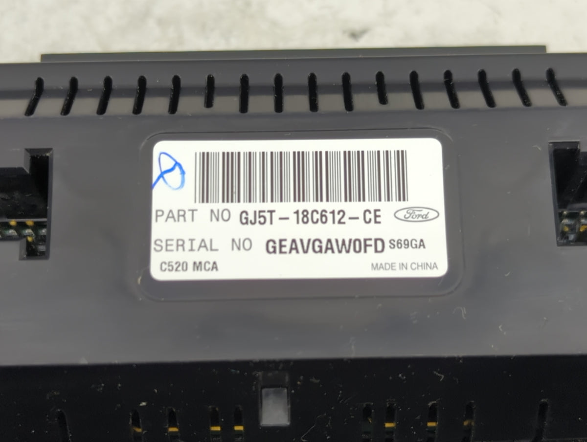 2017 Ford Escape Climate Control Module Temperature AC/Heater Replacement P/N:GJ5T-18C612-CE Fits OEM Used Auto Parts - Oemu