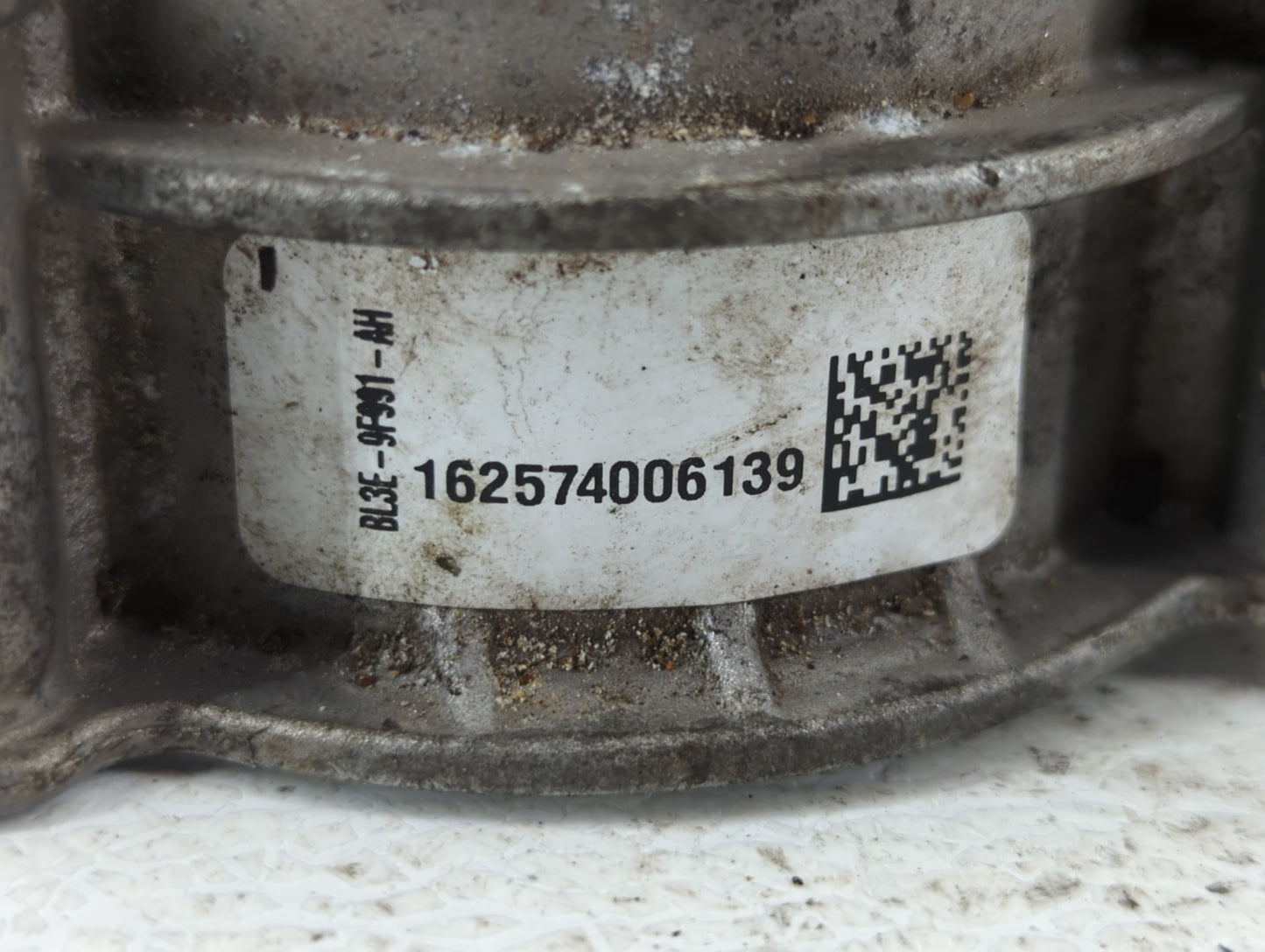 2015-2017 Ford Expedition Throttle Body P/N:BL3E-9F991-AH Fits Fits 2011 2012 2013 2014 2015 2016 2017 2018 2019 OEM Used Au