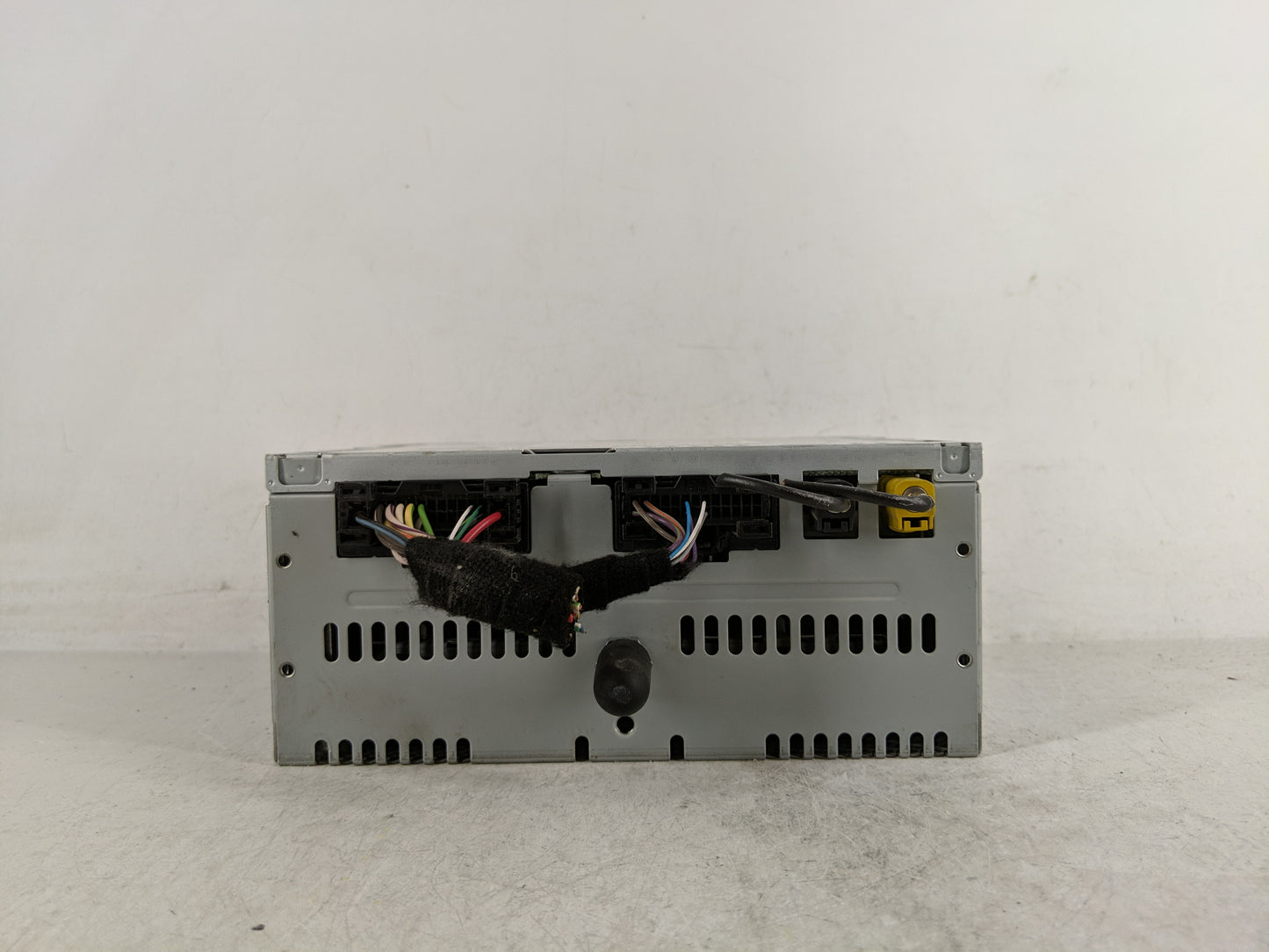 2017 Ford Explorer Radio AM FM Cd Player Receiver Replacement P/N:HB5T-19C107-BB Fits OEM Used Auto Parts - Oemusedautoparts