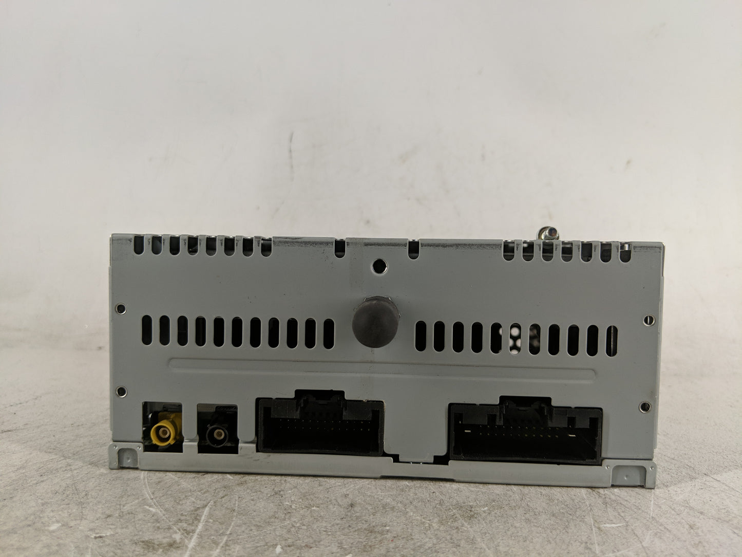 2017 Ford Explorer Radio AM FM Cd Player Receiver Replacement P/N:HB5T-19C107-BA Fits OEM Used Auto Parts - Oemusedautoparts