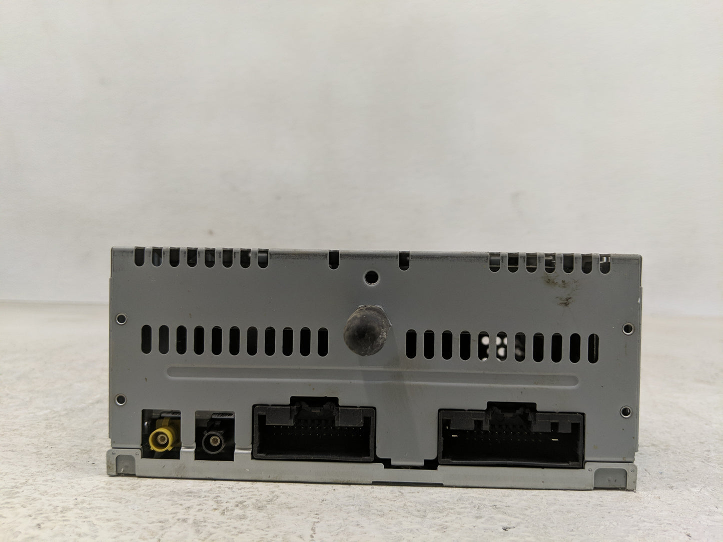 2017 Ford Explorer Radio AM FM Cd Player Receiver Replacement P/N:HB5T-19C107-BB Fits OEM Used Auto Parts - Oemusedautoparts