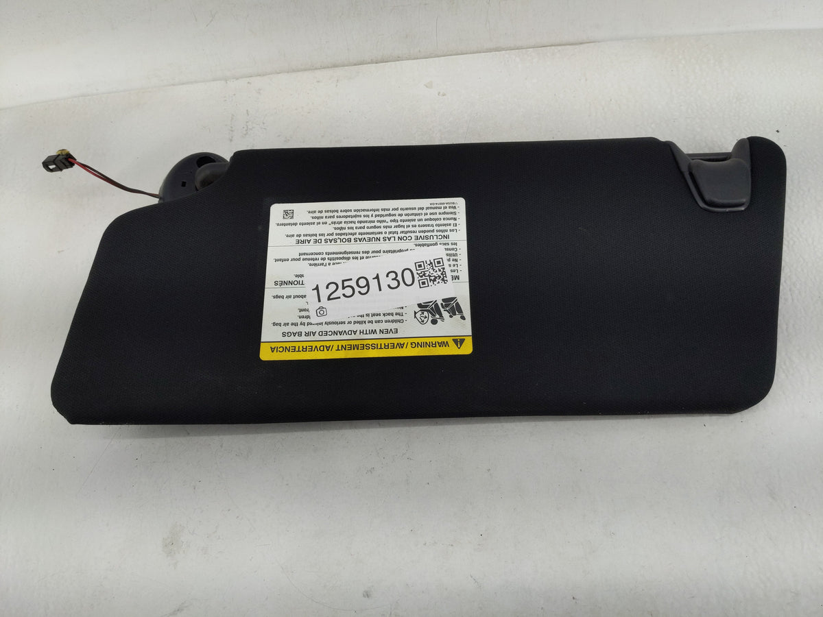 2017 Ford Explorer Sun Visor Shade Replacement Passenger Right Mirror Fits OEM Used Auto Parts - Oemusedautoparts1.com