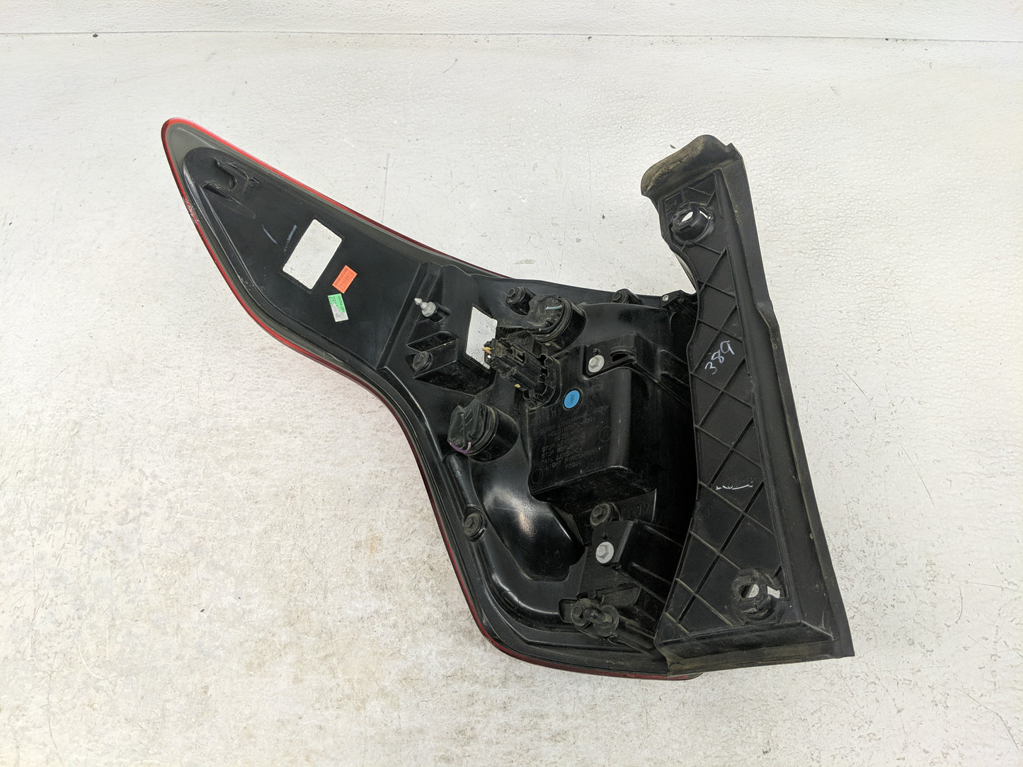 2017 Ford Explorer Tail Light Assembly Passenger Right OEM Fits OEM Used Auto Parts - Oemusedautoparts1.com