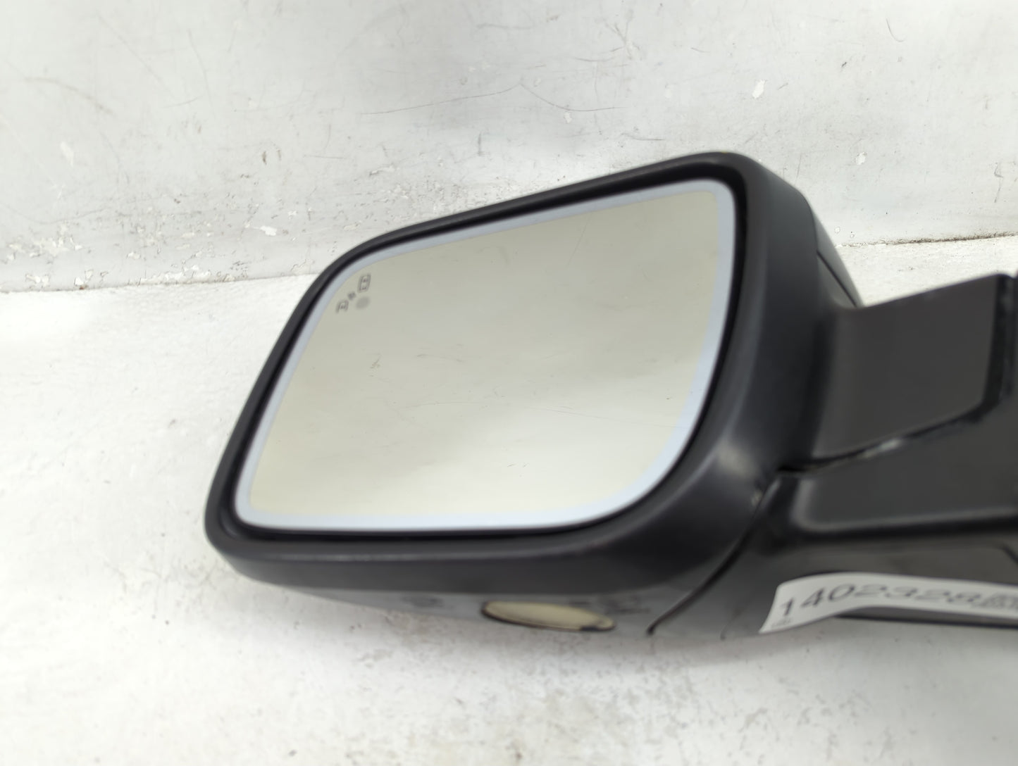 2017 Ford Explorer Driver Side View Mirror - Left Door Mirror OEM Used - Oemusedautoparts1.com