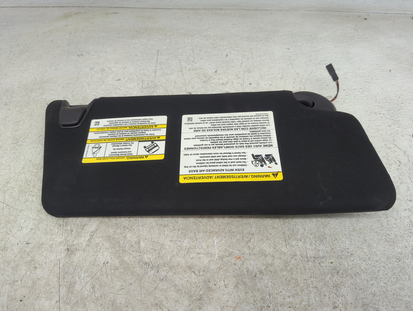 2017 Ford Explorer Sun Visor Shade Replacement Driver Left Mirror Fits OEM Used Auto Parts - Oemusedautoparts1.com