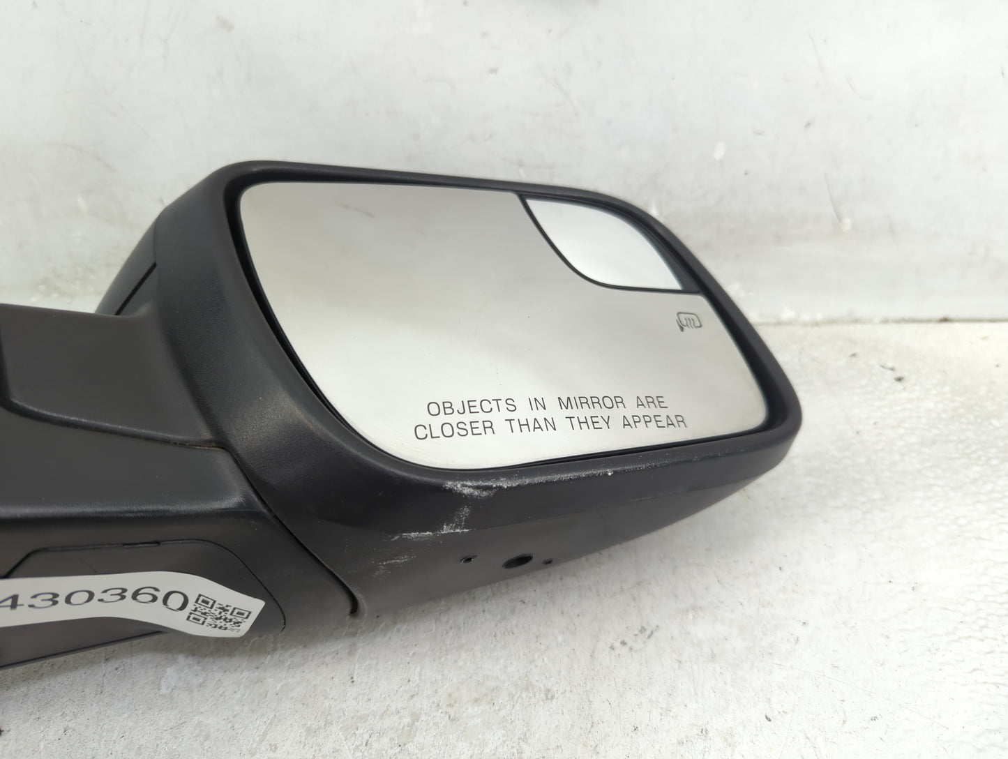 2017 Ford Explorer Passenger Side View Mirror - Right Door Mirror OEM Used - Oemusedautoparts1.com