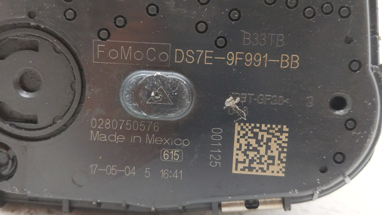 2016-2019 Ford Explorer Throttle Body P/N:DS7E-9F991-BB Fits Fits 2014 2015 2016 2017 2018 2019 OEM Used Auto Parts - Oemuse