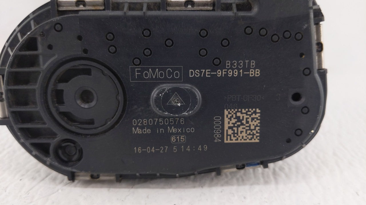 2016-2019 Ford Explorer Throttle Body P/N:DS7E-9F991-BB Fits Fits 2014 2015 2016 2017 2018 2019 OEM Used Auto Parts - Oemuse