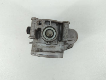 2011-2019 Ford Explorer Throttle Body P/N:AT4Z-A AT4E-9F991-EJ, AT4E-EH Fits Fits 2011 2012 2013 2014 2015 2016 2017 2018 2019 OEM Used Auto Parts