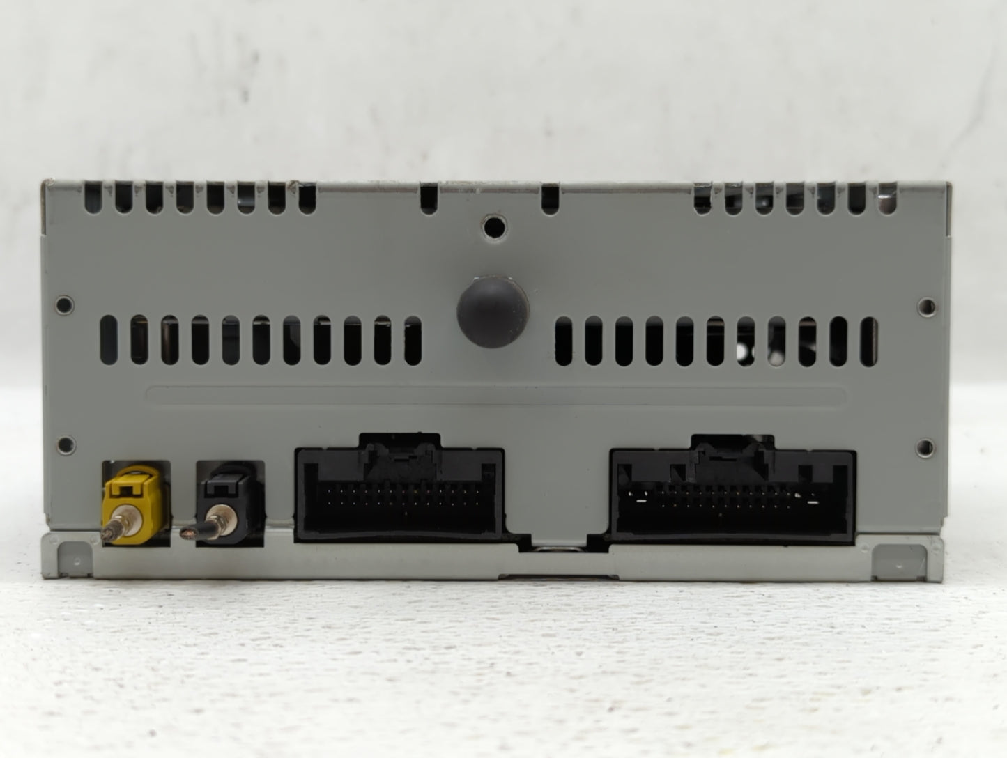 2016-2017 Ford Explorer Radio AM FM Cd Player Receiver Replacement P/N:GB5T-19C107-BG Fits Fits 2016 2017 OEM Used Auto Part