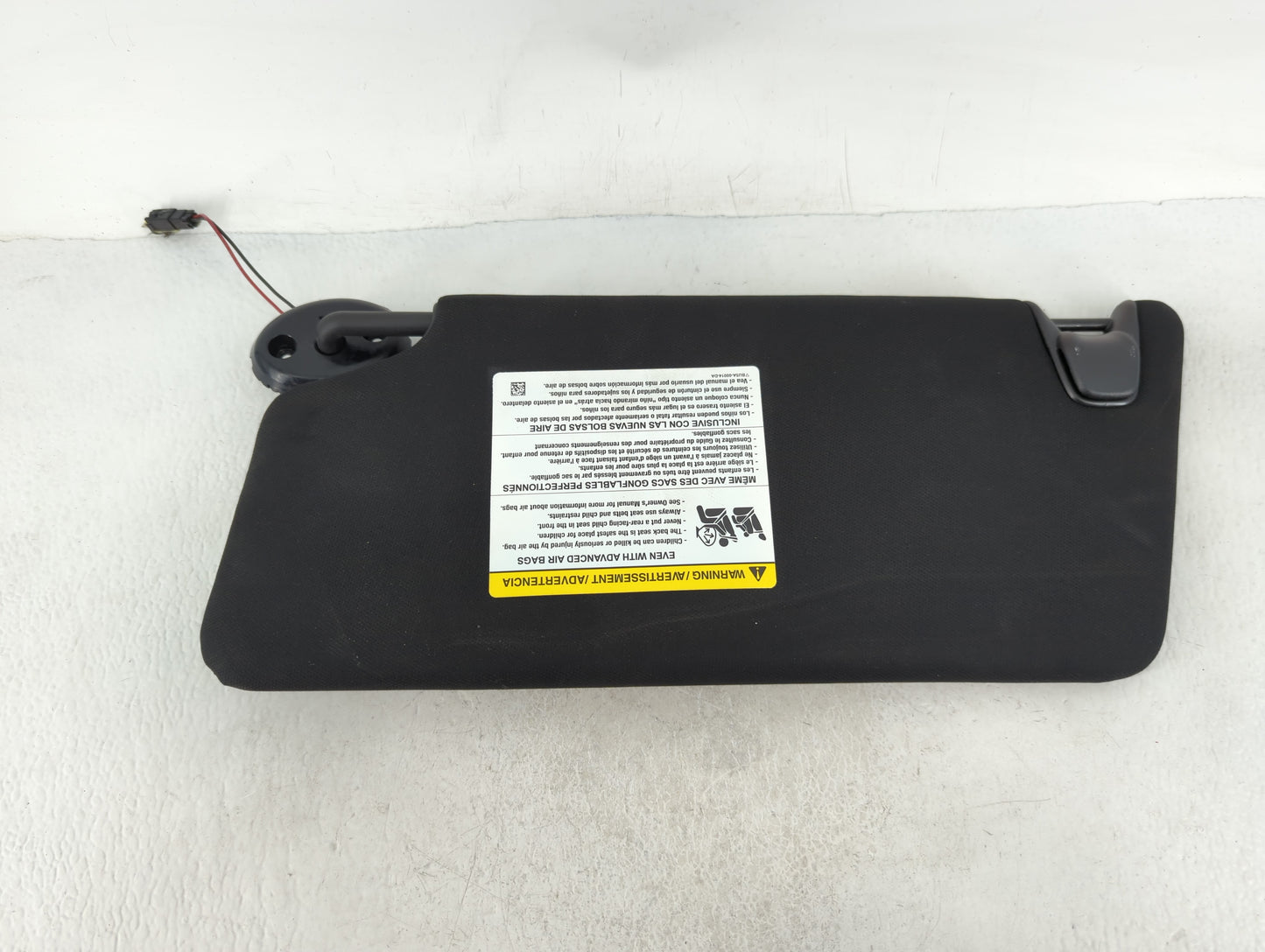 2017 Ford Explorer Sun Visor Shade Replacement Passenger Right Mirror Fits OEM Used Auto Parts - Oemusedautoparts1.com