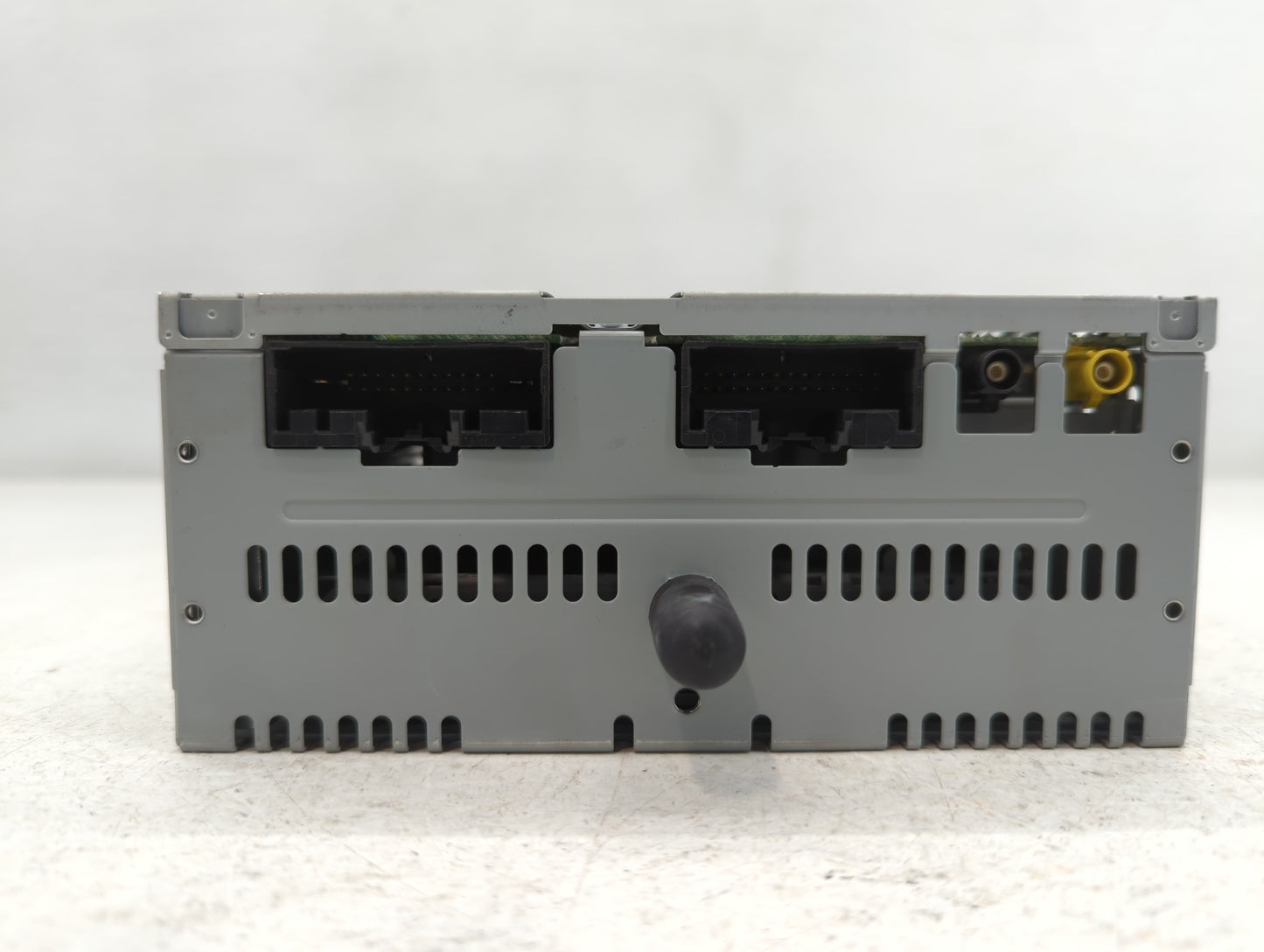 2016-2019 Ford Explorer Radio AM FM Cd Player Receiver Replacement P/N:HB5T-19C107-BA Fits Fits 2016 2017 2018 2019 OEM Used