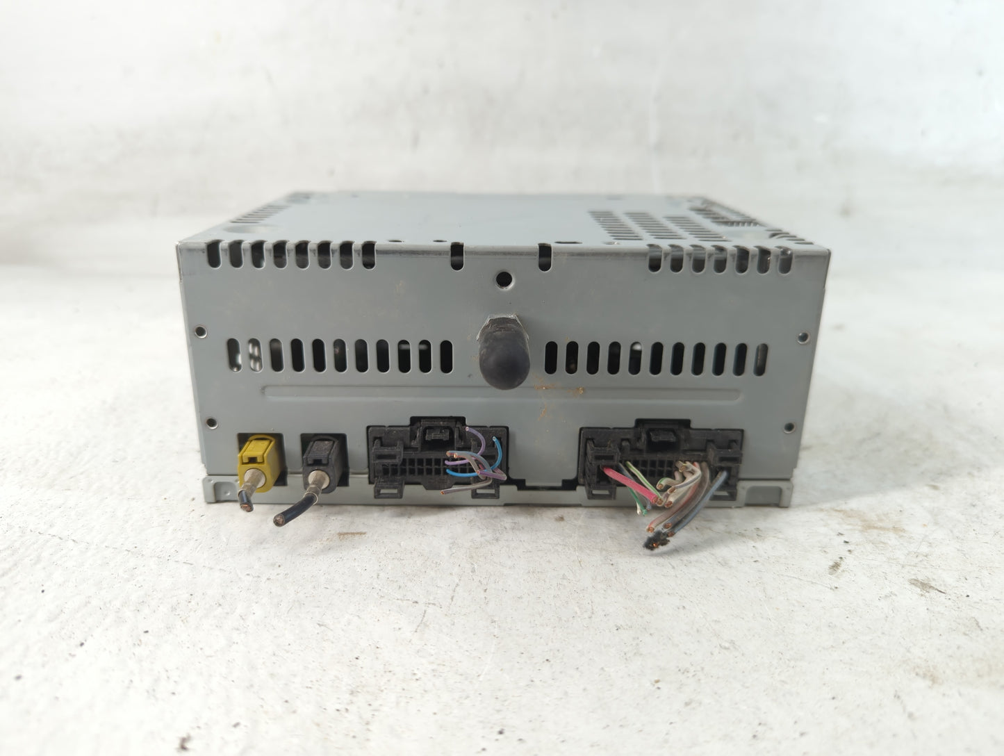 2017 Ford Explorer Radio AM FM Cd Player Receiver Replacement P/N:HB5T-19C107-BA Fits OEM Used Auto Parts - Oemusedautoparts
