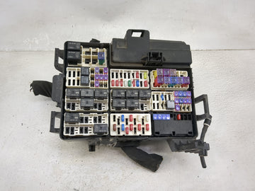 2017 Ford F-150 Fusebox Fuse Box Panel Relay Module P/N:HL3T-12A581BGD 8T2T-14B192-BA, 8T2T-14B192-AB Fits OEM Used Auto Parts