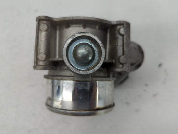2015-2017 Ford F-150 Throttle Body P/N:GB8E 9F991 BC 17053 329545 Fits Fits 2015 2016 2017 2018 2019 2020 OEM Used Auto Parts
