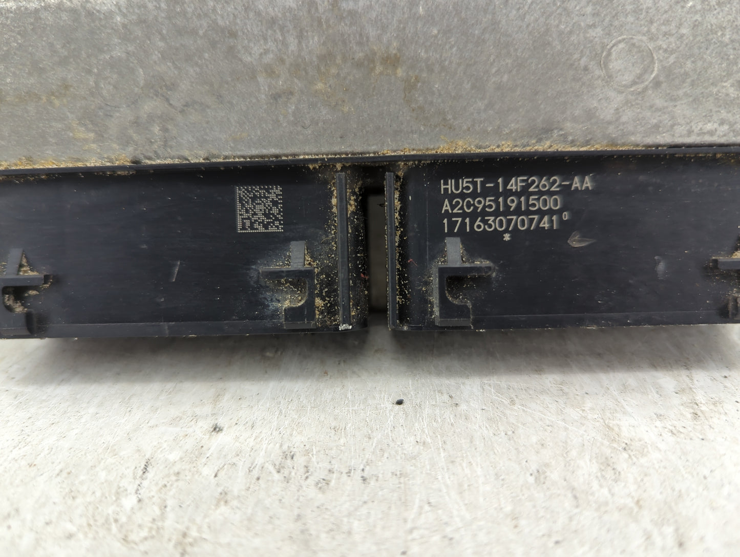 2017-2019 Ford F-250 Super Duty PCM Engine Control Computer ECU ECM PCU OEM P/N:HC3A12A650-DA HU5T-14F262-AA Fits OEM Used A