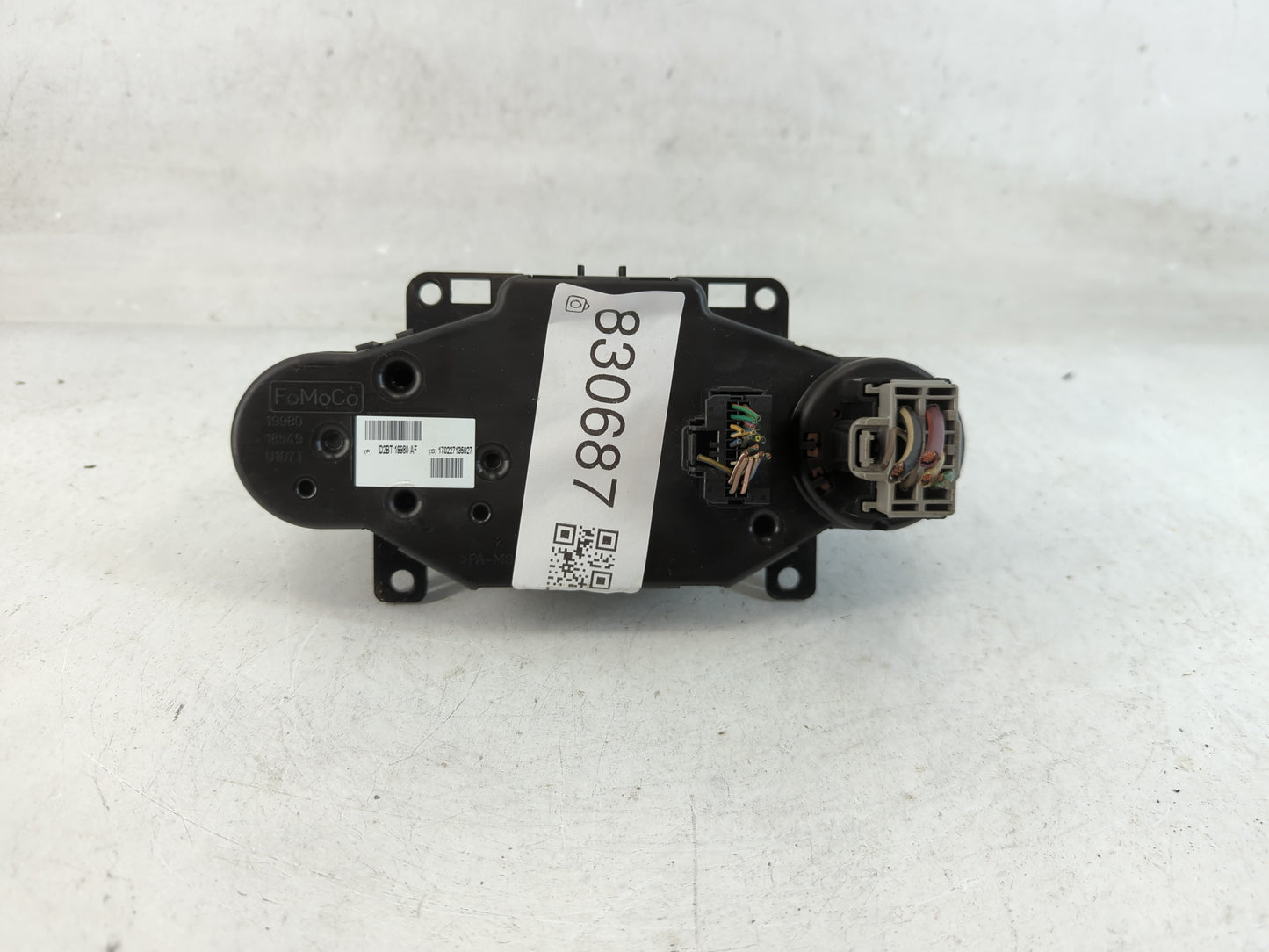 2014-2019 Ford Fiesta Climate Control Module Temperature AC/Heater Replacement P/N:D2BT 19980 AF Fits OEM Used Auto Parts -