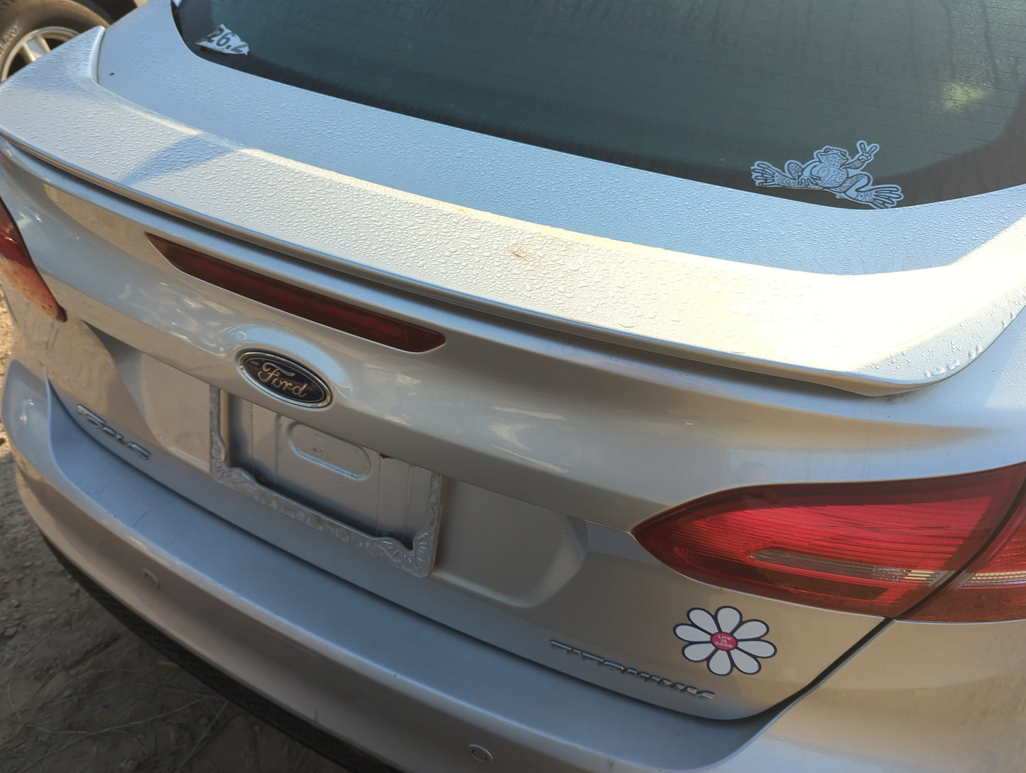 2015-2018 Ford Focus Trunk/decklid/hatch/tailgate Oem - Oemusedautoparts1.com
