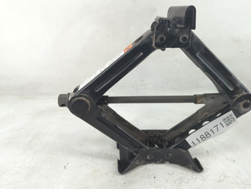 2017 Ford Focus Spare Scissor Car Jack