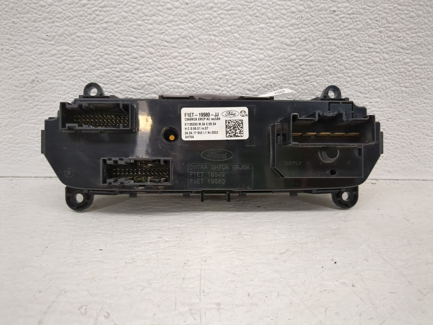 2015-2018 Ford Focus Climate Control Module Temperature AC/Heater Replacement P/N:F1ET-19980-JJ Fits Fits 2015 2016 2017 201