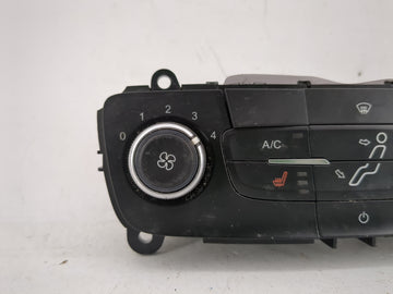 2015-2018 Ford Focus Climate Control Module Temperature AC/Heater Replacement P/N:F1ET-19980-LJ Fits Fits 2015 2016 2017 2018 OEM Used Auto Parts