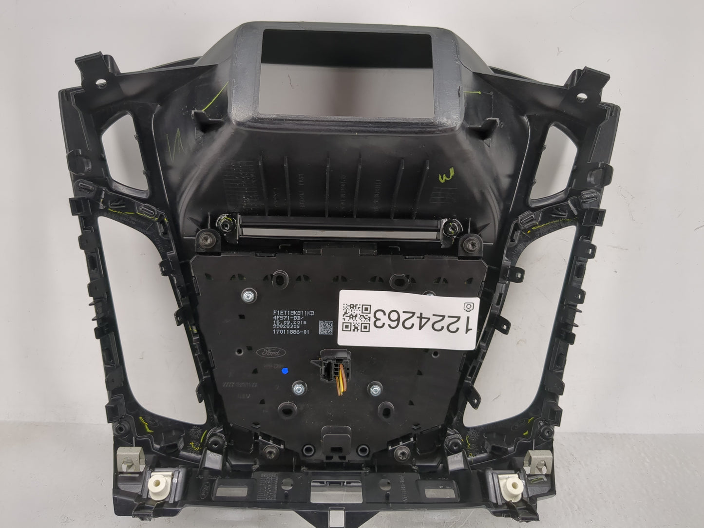2015-2018 Ford Focus Radio AM FM Cd Player Receiver Replacement P/N:17011886-01 F1ET18K811KD Fits Fits 2015 2016 2017 2018 2