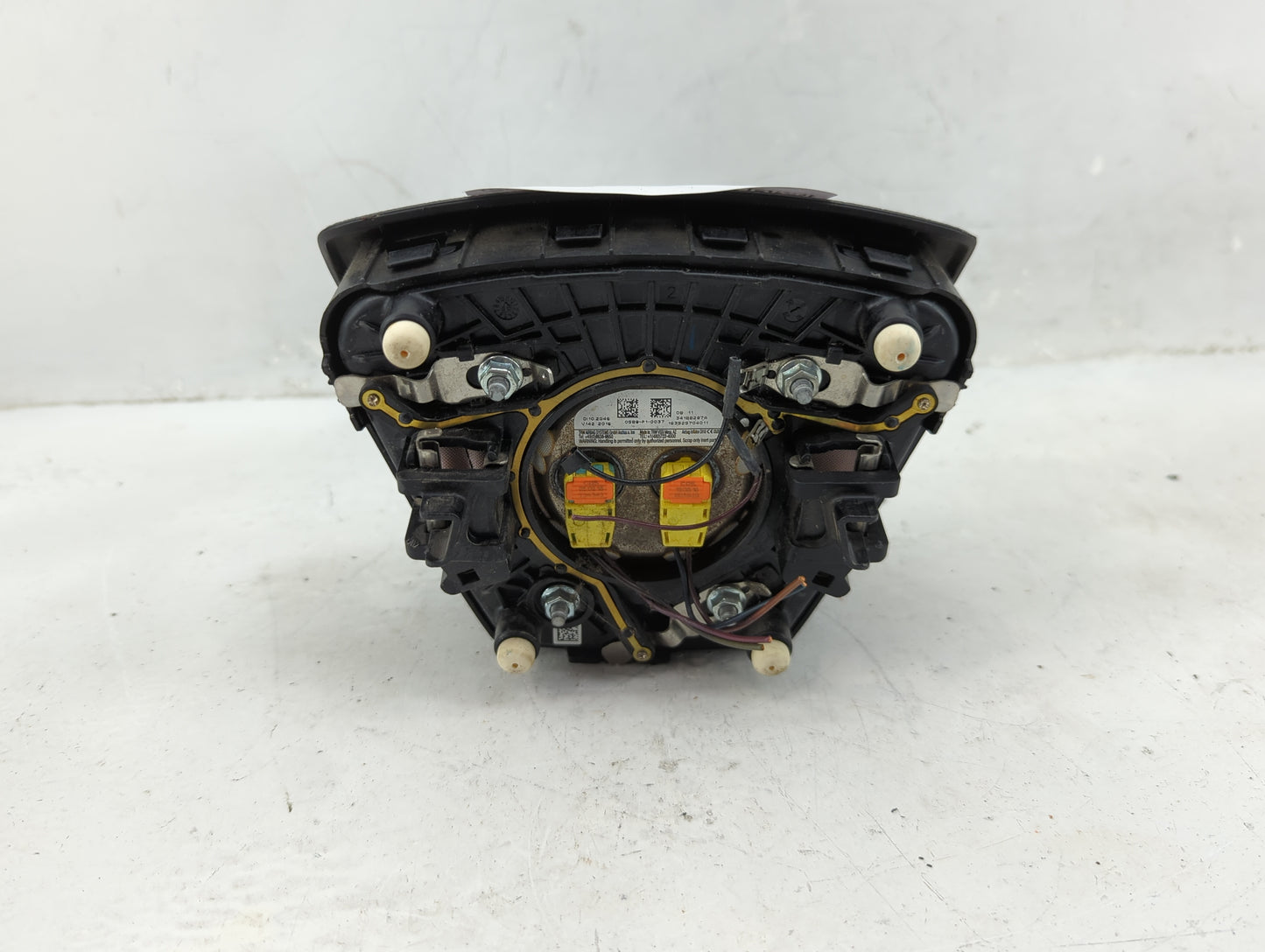 2014-2018 Ford Focus Air Bag Driver Left Steering Wheel Mounted P/N:F1EB A043B13 Fits Fits 2014 2015 2016 2017 2018 OEM Used