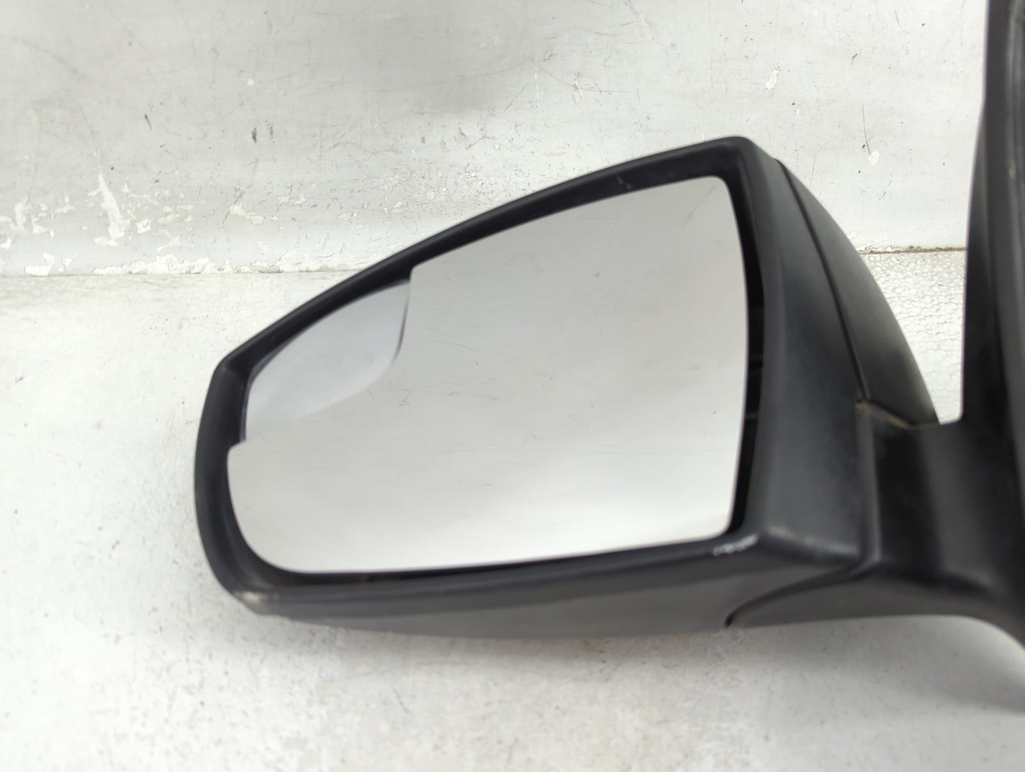 2015-2018 Ford Focus Driver Side View Mirror - Left Door Mirror OEM Used - Oemusedautoparts1.com