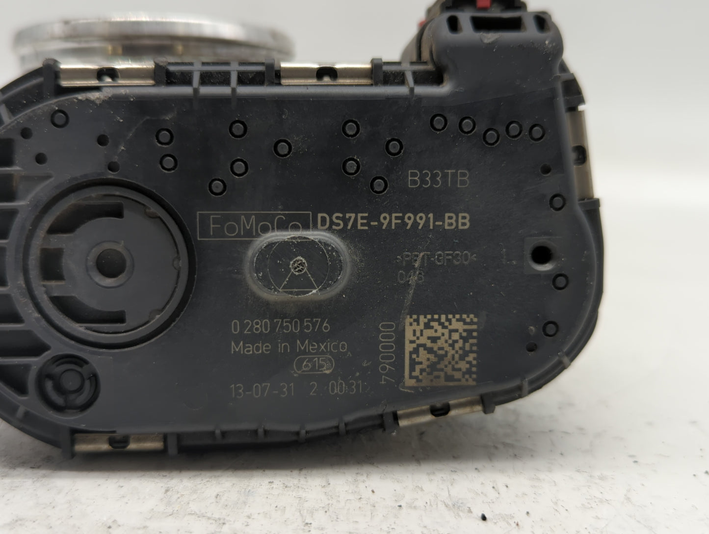 2014-2018 Ford Focus Throttle Body P/N:DS7E-9F991-BB Fits Fits 2014 2015 2016 2017 2018 2019 OEM Used Auto Parts - Oemusedau