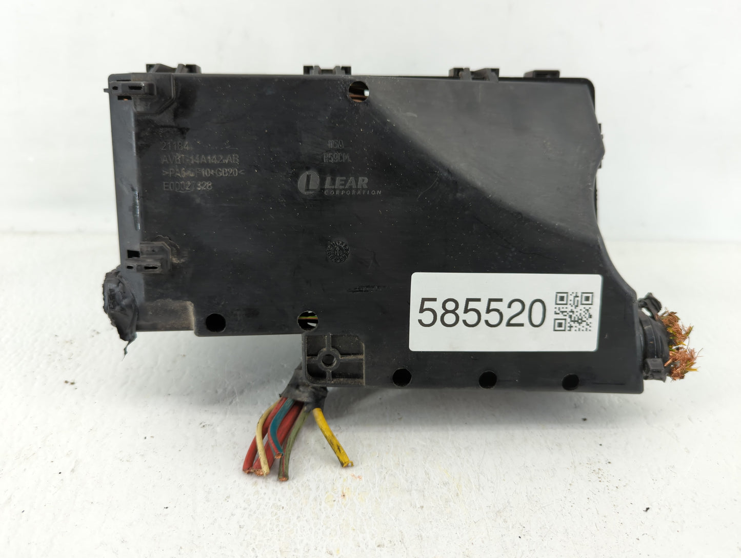 2017-2018 Ford Focus Fusebox Fuse Box Panel Relay Module P/N:AV6T-14A067-AD Fits Fits 2017 2018 OEM Used Auto Parts - Oemuse