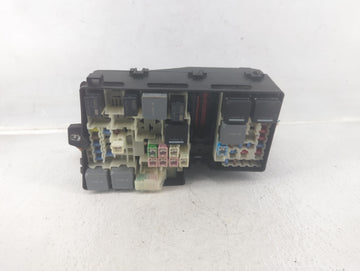 2017-2018 Ford Focus Fusebox Fuse Box Panel Relay Module P/N:AV6T-14A142-AB Fits Fits 2017 2018 OEM Used Auto Parts