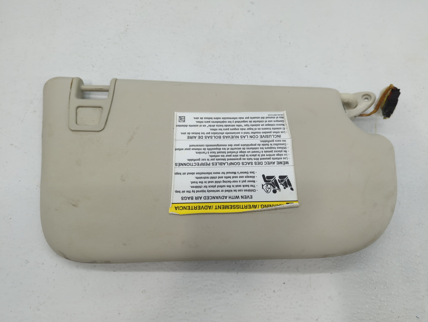 2013-2018 Ford Focus Sun Visor Shade Replacement Passenger Right Mirror Fits Fits 2013 2014 2015 2016 2017 2018 OEM Used Aut