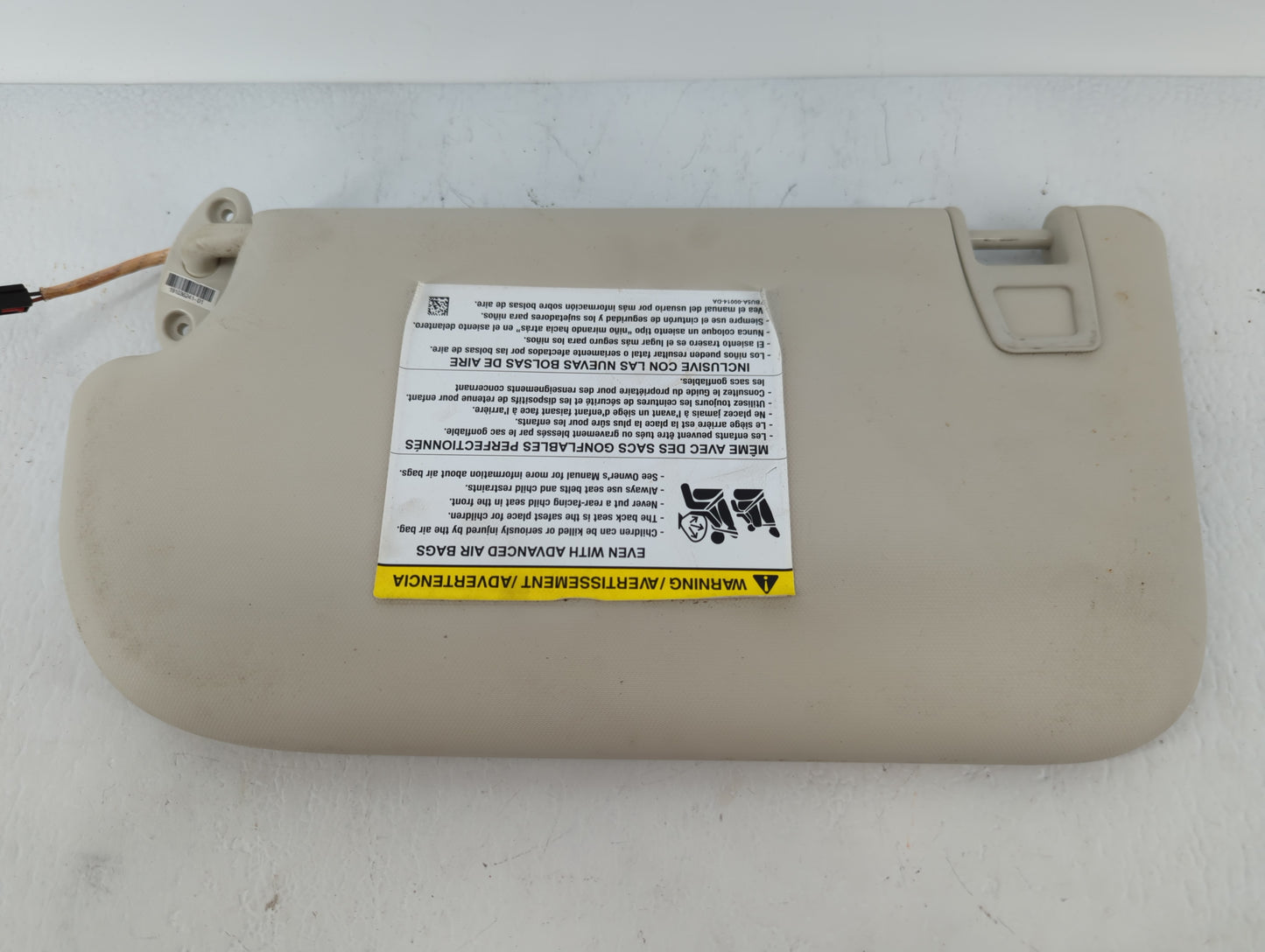 2013-2018 Ford Focus Sun Visor Shade Replacement Passenger Right Mirror Fits Fits 2013 2014 2015 2016 2017 2018 OEM Used Aut