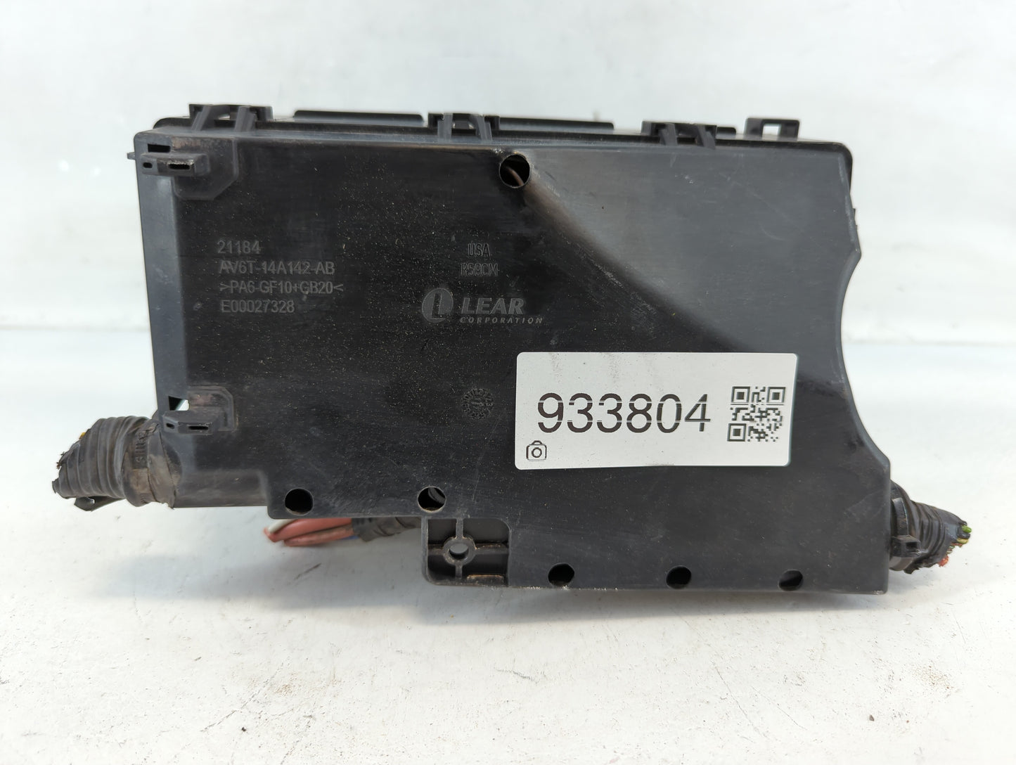 2017-2018 Ford Focus Fusebox Fuse Box Panel Relay Module P/N:AV6T-14A067-AD Fits Fits 2017 2018 OEM Used Auto Parts - Oemuse