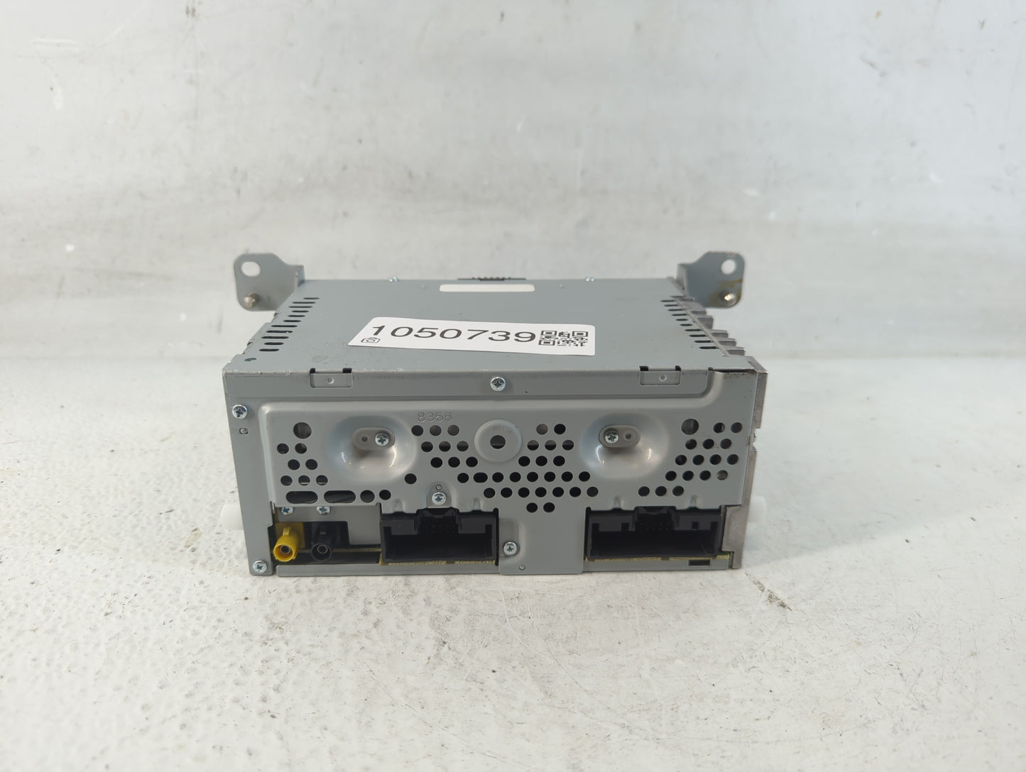 2017-2020 Ford Fusion Radio AM FM Cd Player Receiver Replacement P/N:HS7T-19C107-ZD Fits Fits 2017 2018 2019 2020 OEM Used A