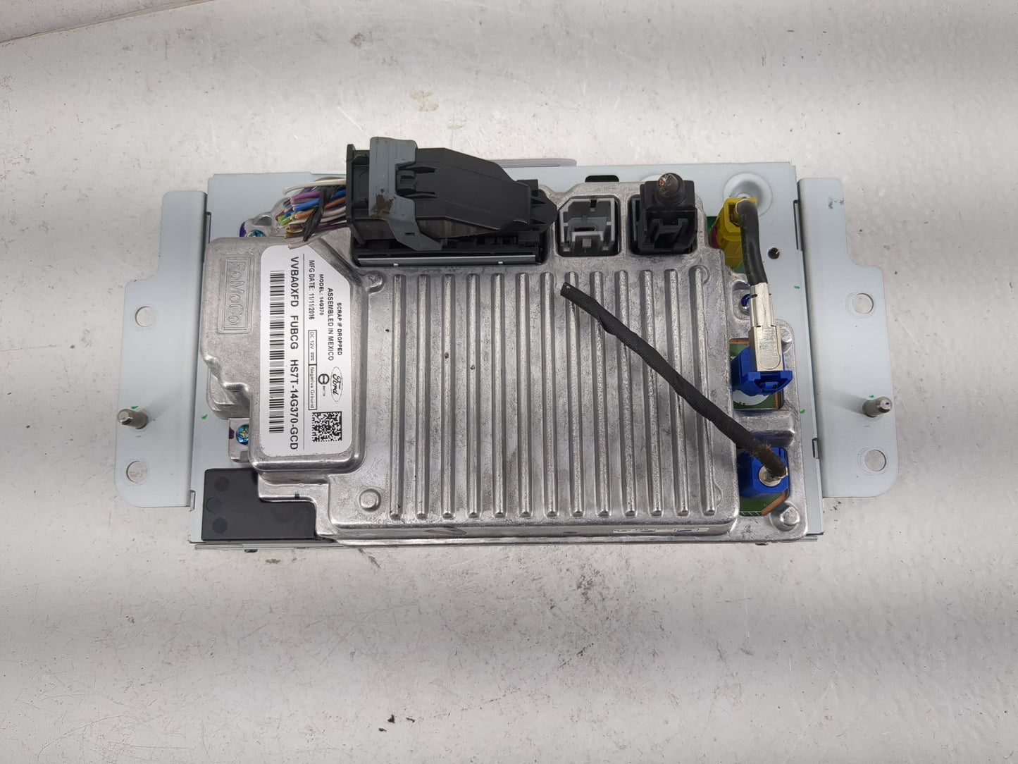 2017-2020 Ford Fusion Information Display Screen - Oemusedautoparts1.com