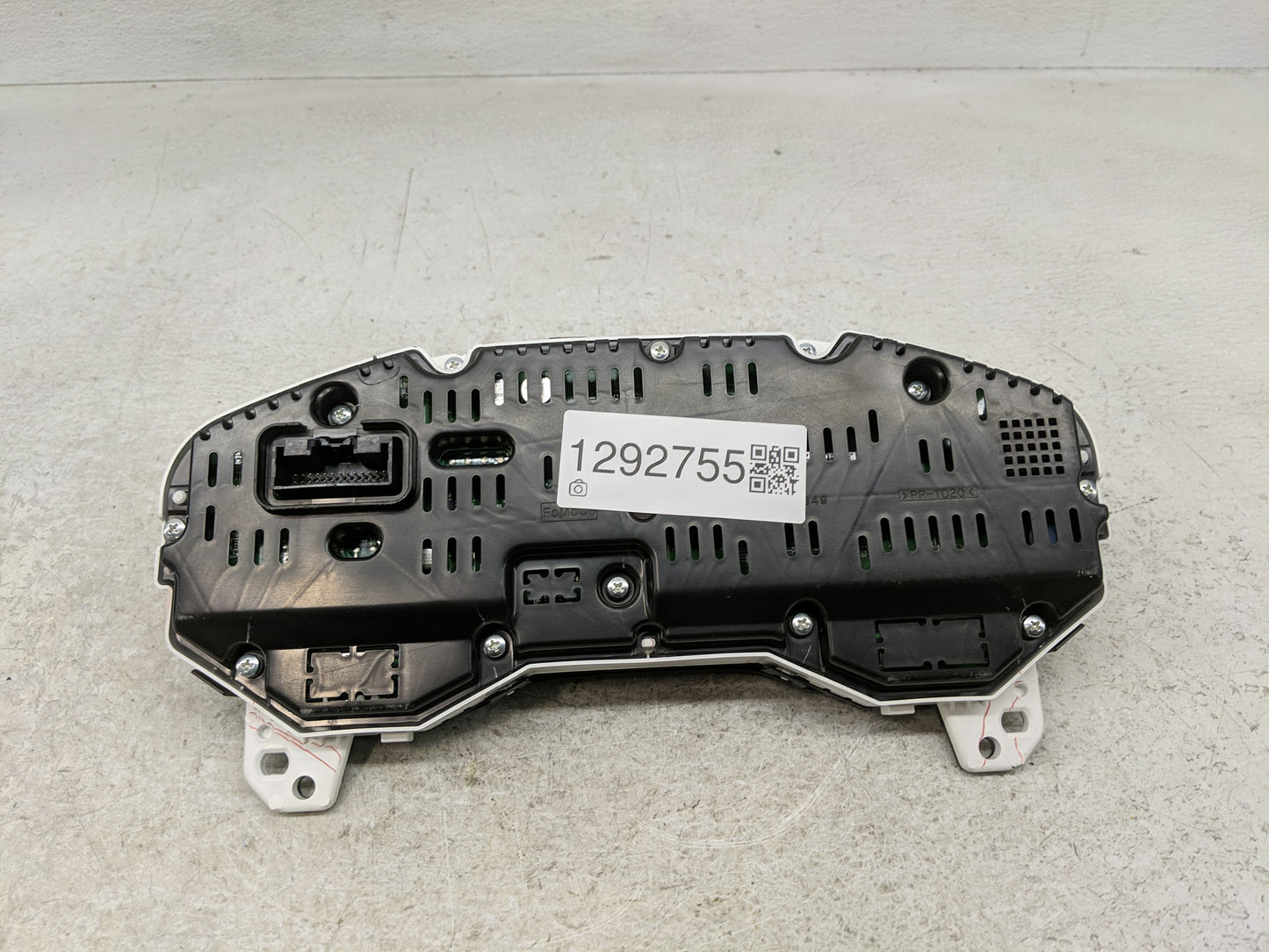 2017 Ford Fusion Instrument Cluster Speedometer Gauges P/N:HS7T-10849-GE DS7T-10890-GA Fits OEM Used Auto Parts - Oemusedaut