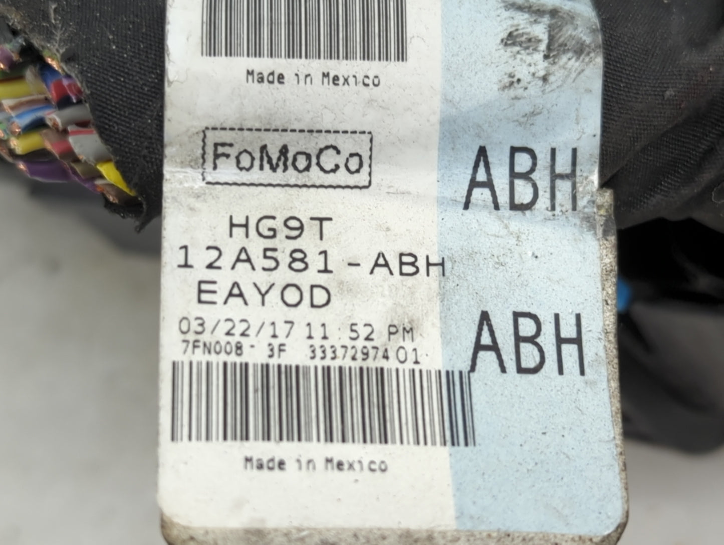 2017-2020 Ford Fusion Fusebox Fuse Box Panel Relay Module P/N:HG9T-12A581-ABH Fits Fits 2017 2018 2019 2020 OEM Used Auto Pa
