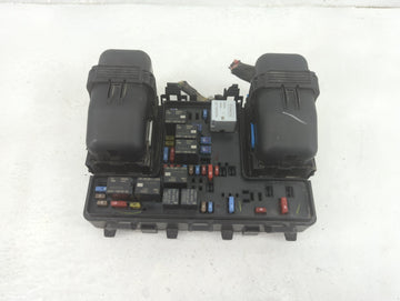 2017-2020 Ford Fusion Fusebox Fuse Box Panel Relay Module P/N:G2GT14A075AA Fits Fits 2017 2018 2019 2020 OEM Used Auto Parts