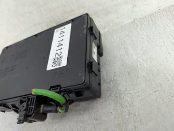 2017-2020 Ford Fusion Fusebox Fuse Box Panel Relay Module Fits Fits 2017 2018 2019 2020 OEM Used Auto Parts