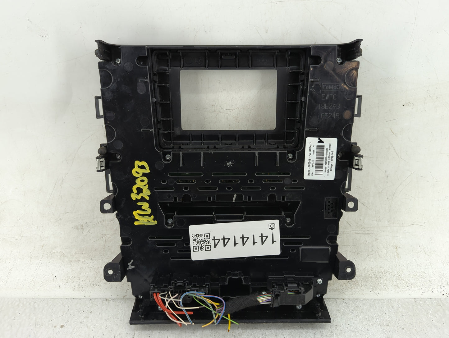 2017-2018 Ford Fusion Radio Control Panel - Oemusedautoparts1.com