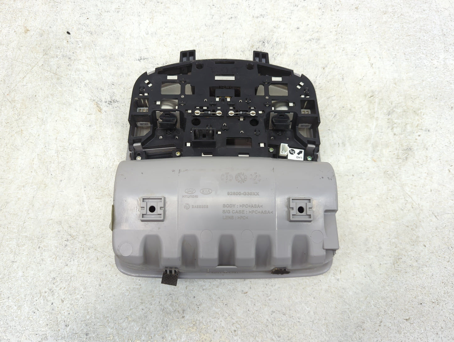 2017-2020 Ford Fusion Overhead Roof Console 1430124 - Oemusedautoparts1.com