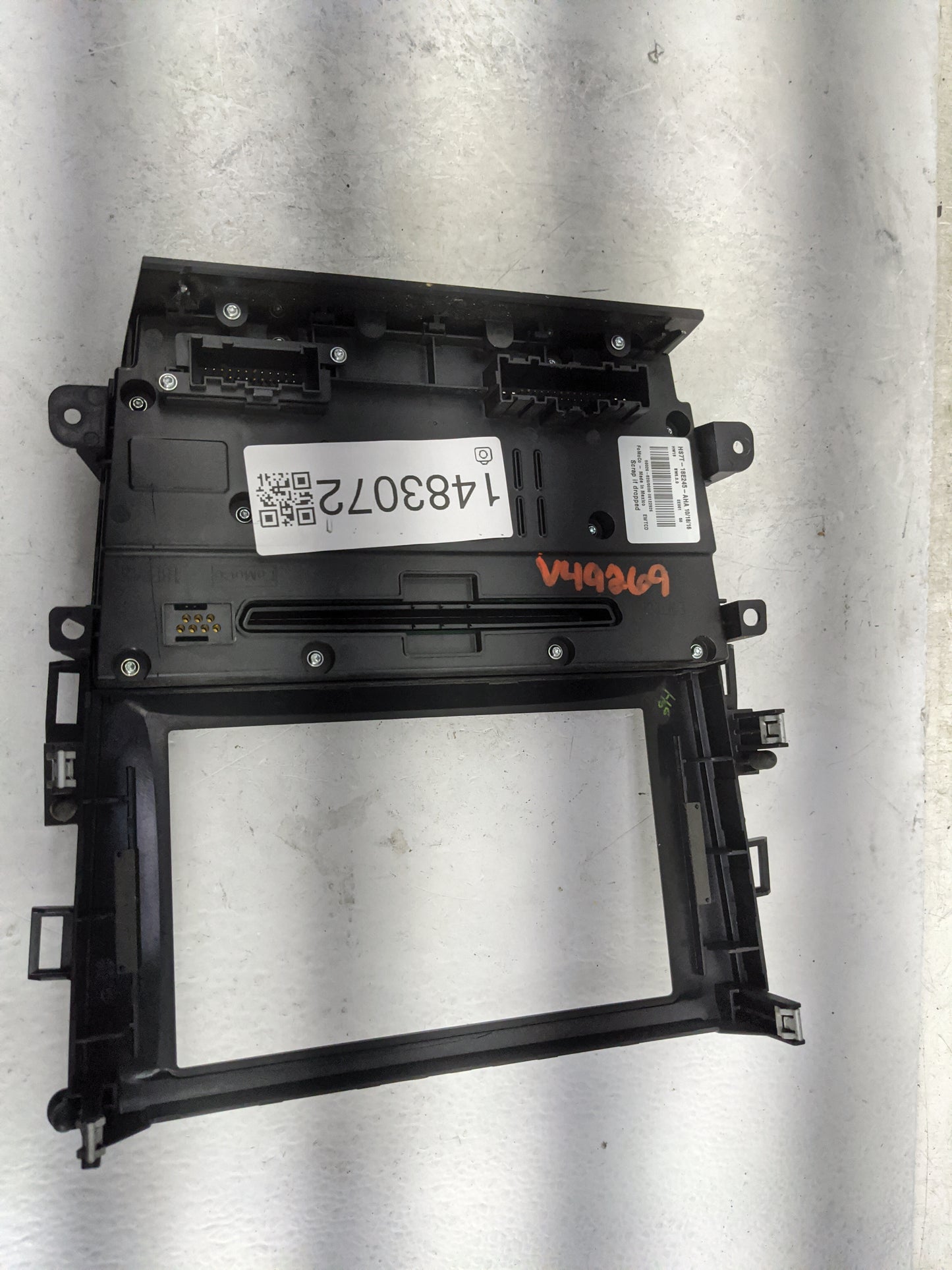 2017-2017 Ford Fusion Radio Control Panel 1483072 - Oemusedautoparts1.com